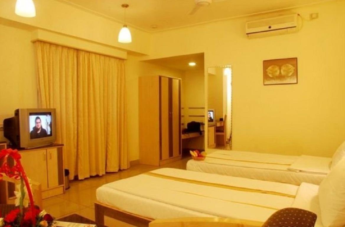 Komfort Terraces Bangalore Hotel Екстериор снимка